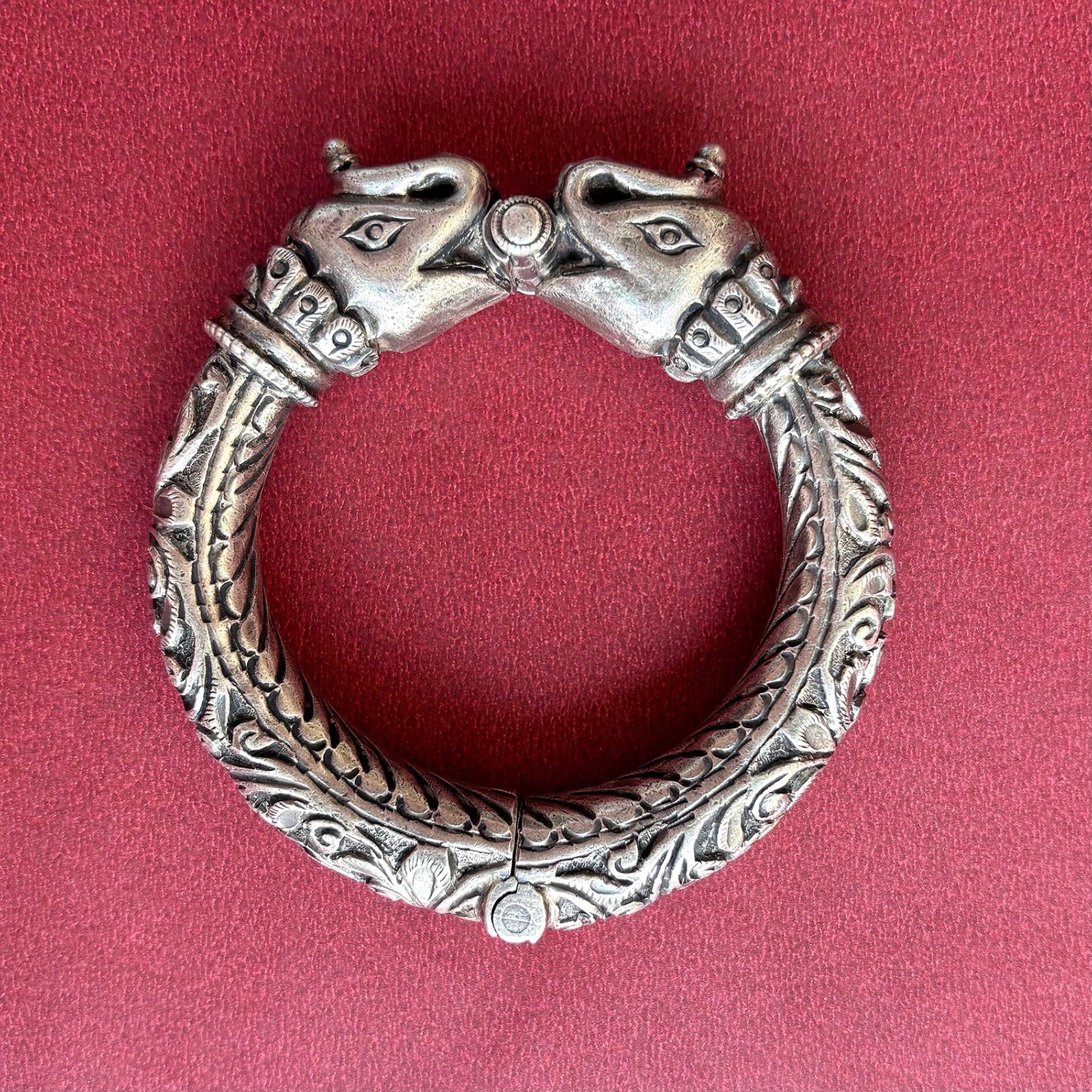 Adira Gajmukh Chitai 92.5 Silver Kada
