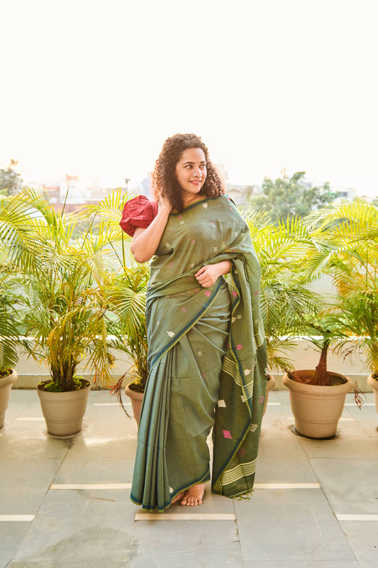 Mrida Jamdani Khadi Cotton Saree