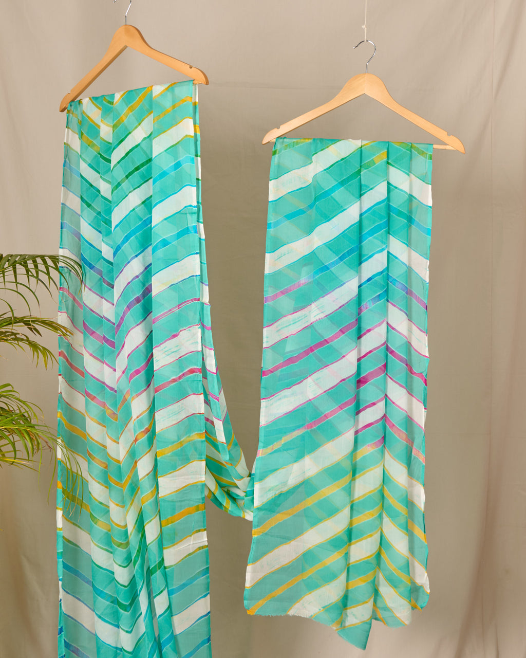 Leheriya Pure Chiffon Saree Tie-dye handcrafted saree made in India Sea Green Colour