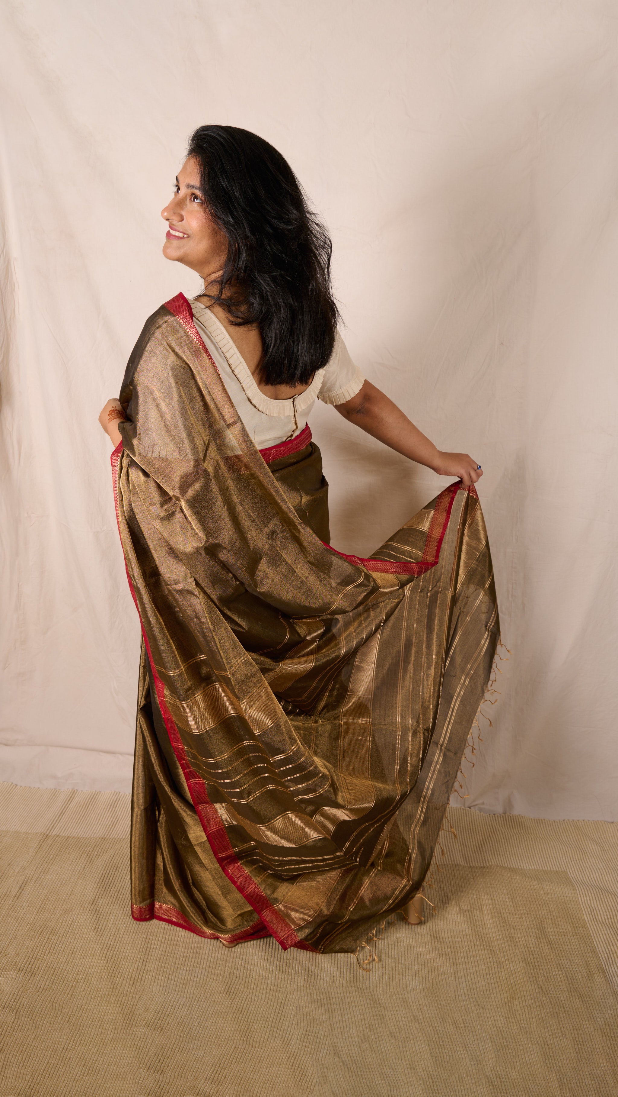 Sunehri #6 (Black & Gold)
