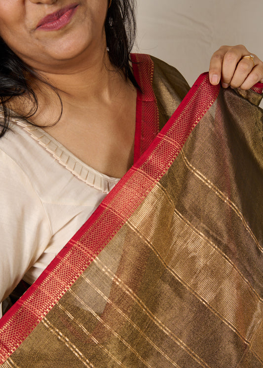 Sunehri #6 (Black & Gold)