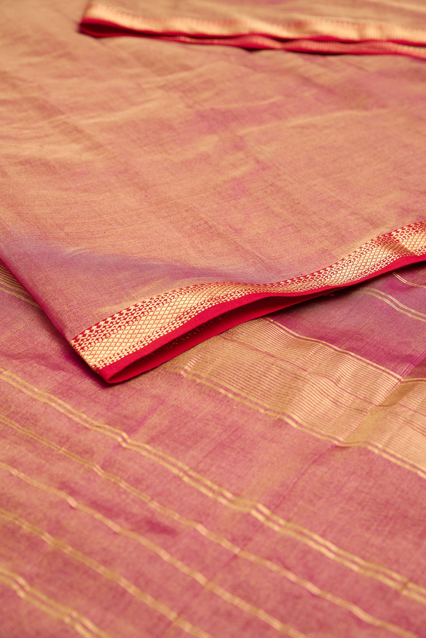 Sunehri Pink & Gold Maheshwari Tissue Saree