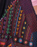 Close up of a black pallu with ornate embroidery