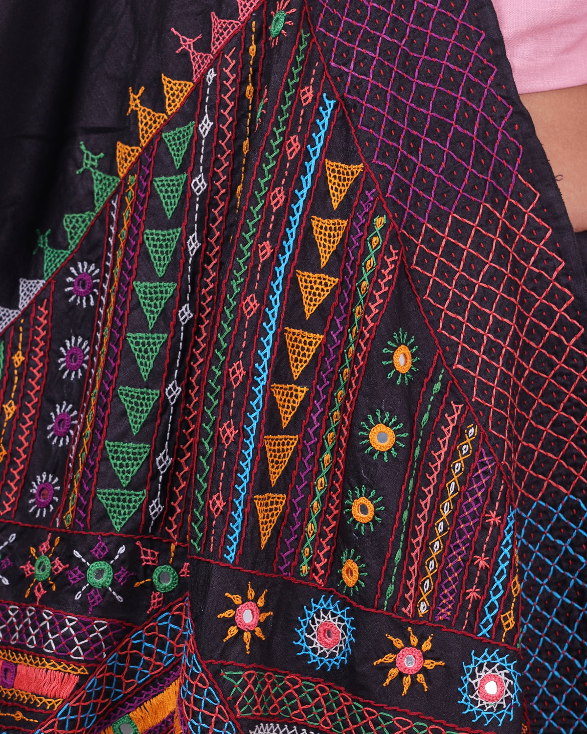 Close up of a black pallu with ornate embroidery