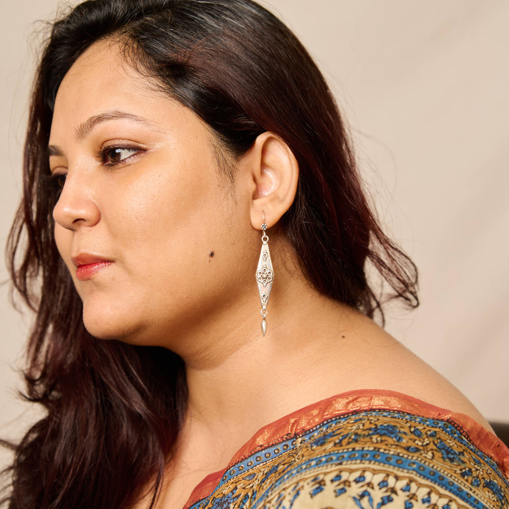 Reya Silver Earrings